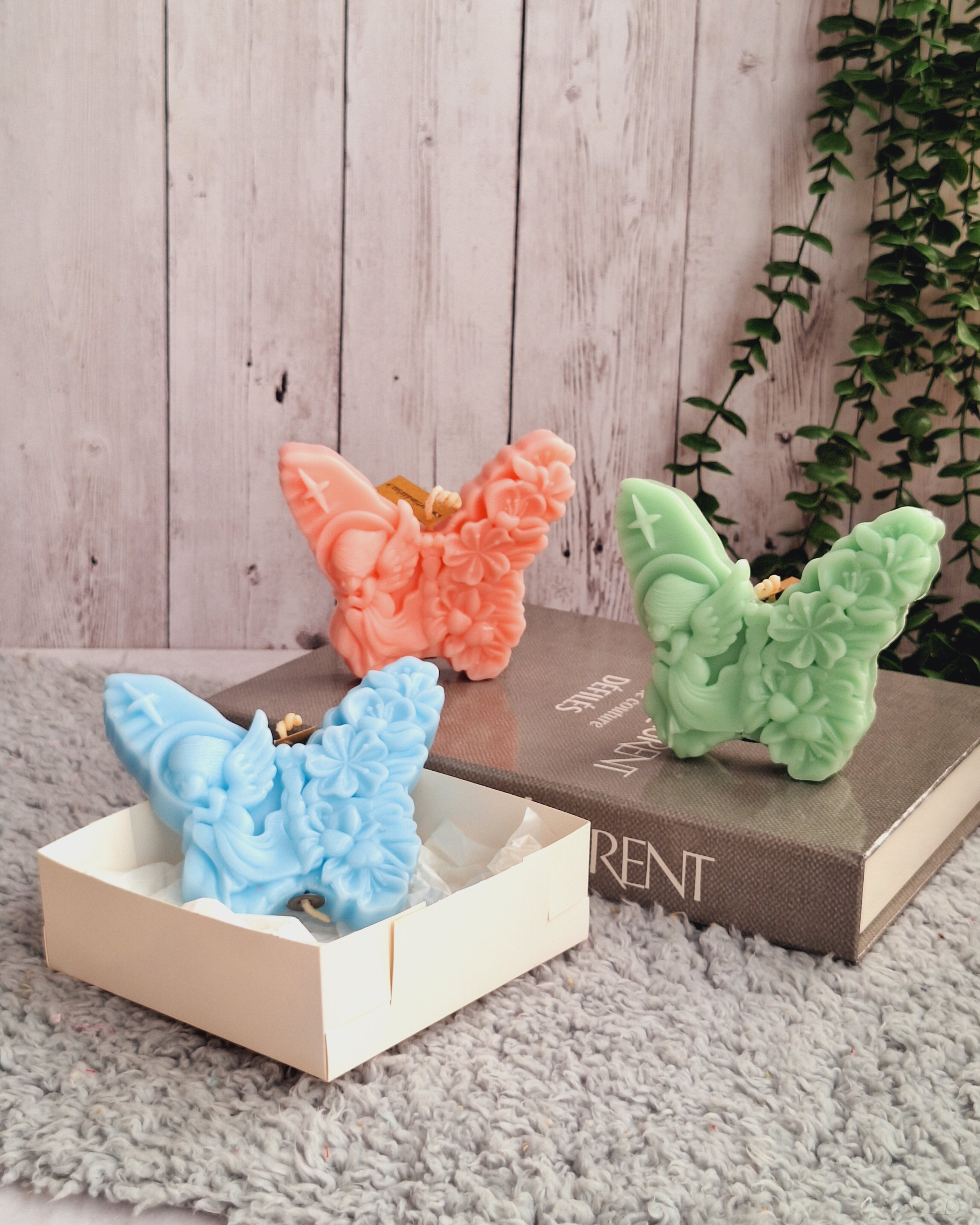 شمع طرح دار پروانه و فرشته