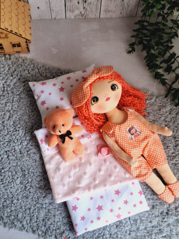 پک عروسک پارچه ای خاله بازی همراه ست رختخواب ، پستونک و خرس تدی